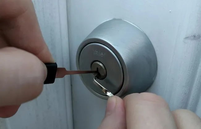 Yak Vidkryty Zamok Bez Klyucha Yakshho Dveri Zaklynylo